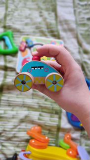 Игрушки для детей от года