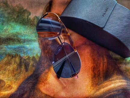 Очки солнцезащитные Prada