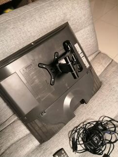 Телевизор TFT LCD DVD / DivX - Combo 20