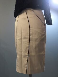 Юбка-карандаш атласная цвета слоновой кости