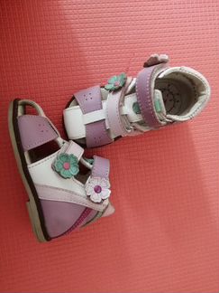 Босоножки 20 р