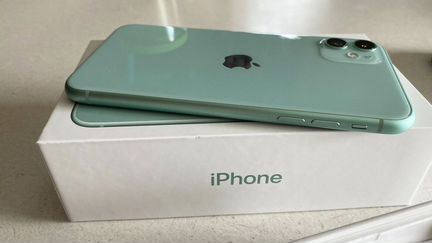 iPhone 11 бирюзовый