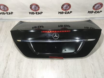 Крышка багажника Mercedes W211