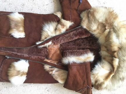 Дубленка на девочку на 5-7 лет