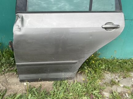 Задняя левая дверь Volkswagen Golf 5 plus