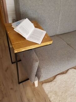 Стол придиванный из массива дерева сосна