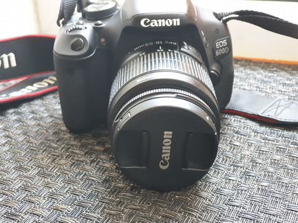 Зеркальный фотоаппарат