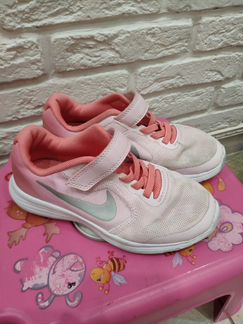 Кроссовки Nike