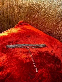 Изящный чокер на шею