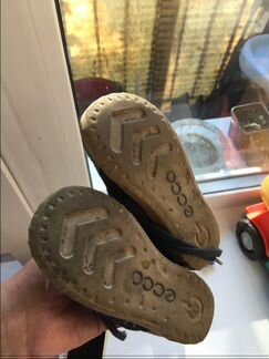 Ecco сандалии и ботинки 23