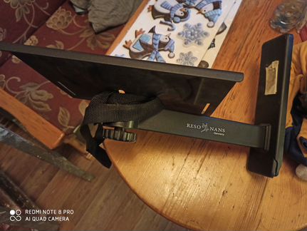 Кронштей для телевизора