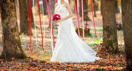 Свадебное платье