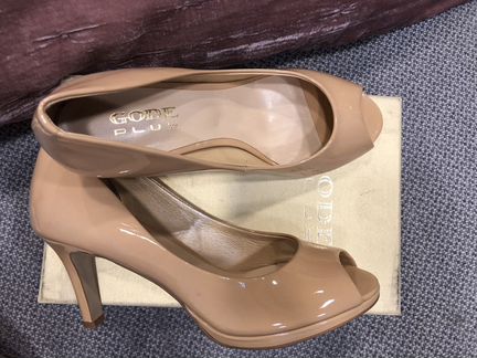 Туфельки новые размер 38