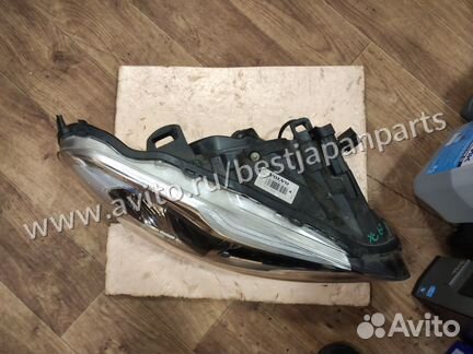 Фара ксенон правая вольво xc60 2014-2017