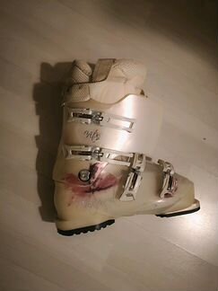 Горнолыжные ботинки Rossignol