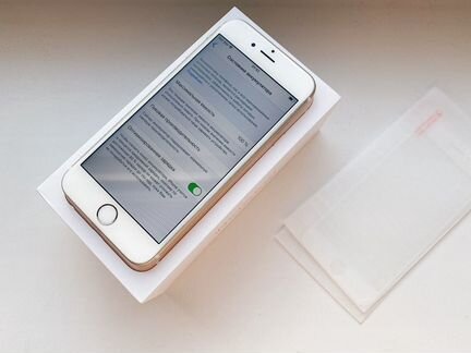 Телефон iPhone 6S Gold 32
