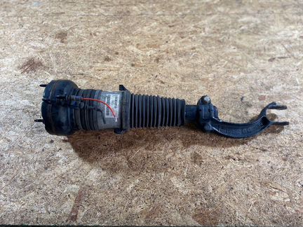 Пневмостойка Audi A8 D4/4H 2012г