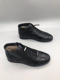 Кроссовки зимние