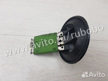 Резистор печки Skoda Roomster 1 BMS 2009