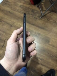 iPhone 7 128gb + наушники