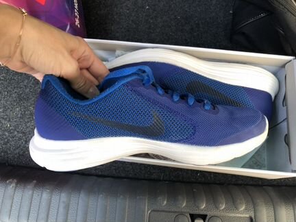 Кроссовки Nike