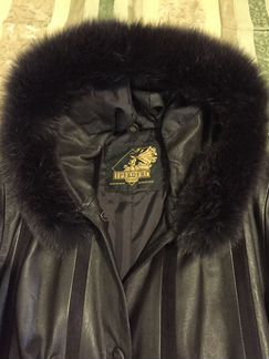 Плащ кожаный, шуба каракулевая