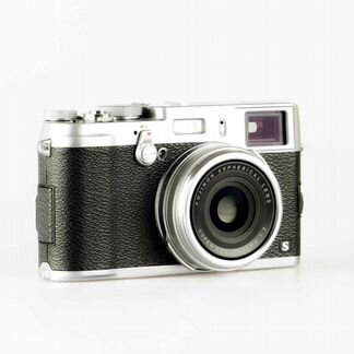 Fujifilm X100s