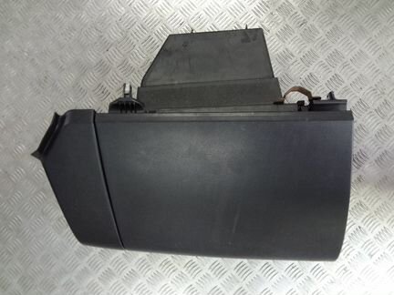 Бардачок Mazda 3 (BK) 2003-2009 вещевой ящик