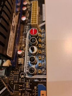 Asus Rampage 2 Extreme 1366+I7 960+DDR3+GTX770