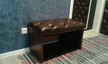 Пуфики, вешалки