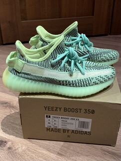 Кроссовки Yeezy boost