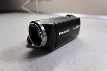 Видеокамера Full HD Panasonic HC-V260 Black