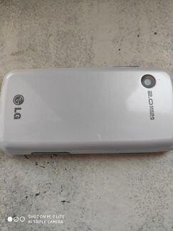 Телефон LG 290