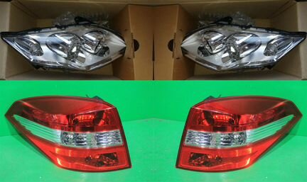Фара левая правая Renault Laguna 07 - 15