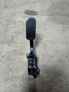 Педаль газа Toyota RAV 4 13-18г