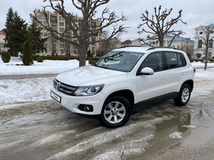 Volkswagen Tiguan 2.0 AT, 2012, 46 900 км