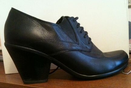 Женские кожаные полуботинки (ботильоны)