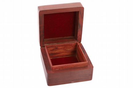 Шкатулка Lettie Цвет: Коричневый, Золотой (6х10х10 см)