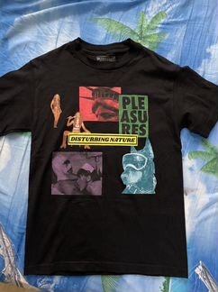 Футболка Pleasures