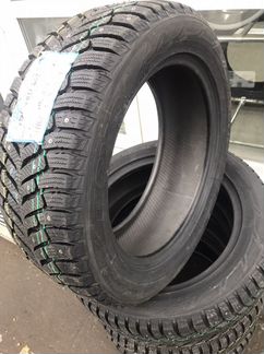 Зимние шины Toyo Japan 215/55R17 шипы