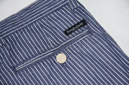 Brooksfild Шорты