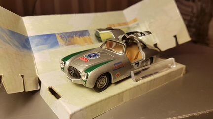 Mercedes 300sl №4 Rally Mexico 1/43 (Cararama)