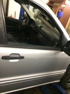 Правая дверь на Mercedes ML W163