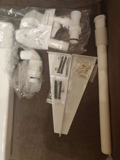 Раковина ideal standard 60*60 сантиметров (новая)