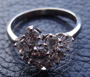 Кольцо Золото 750 Бриллианты 1 карат 16,5 размер