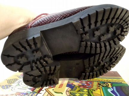 Кожаные бордовые ботинки 38 размер