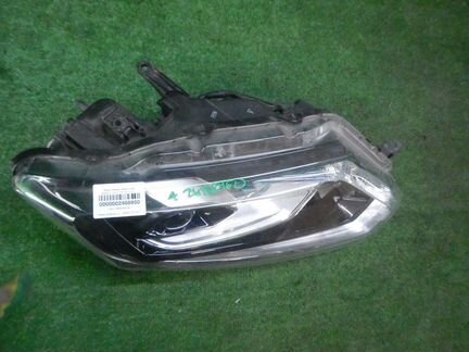 Фара правая Nissan X-Trail T32 (2013-2017) LED 260