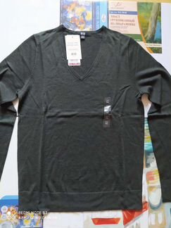 Женский джемпер Uniqlo. 100 шерсть. Зелёный(новый)