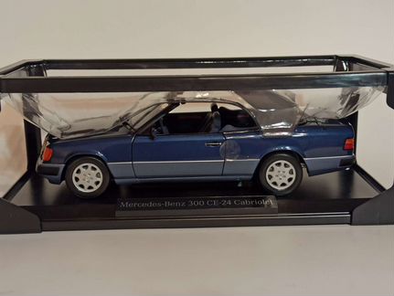 Mercedes w124 300 CE 24 Cabrio Norev 1:18